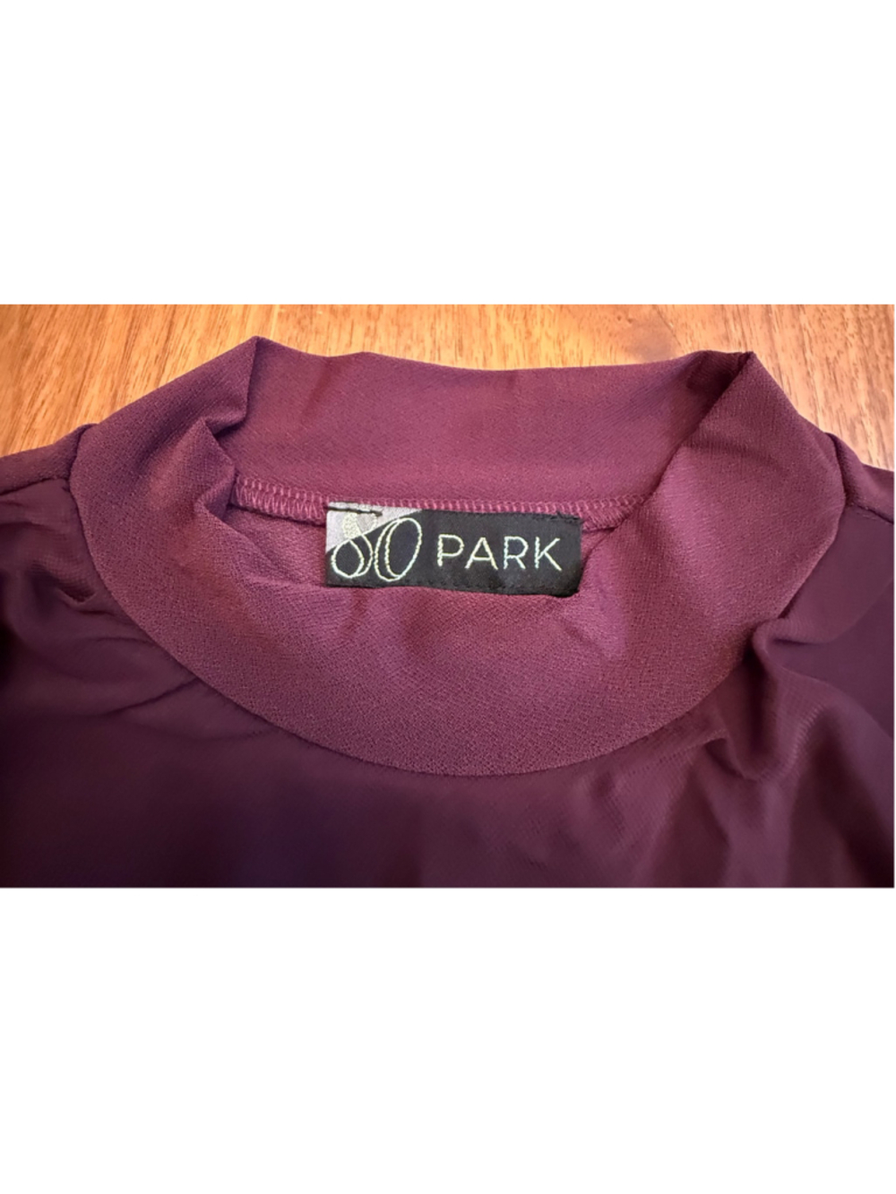 80 Park Burgundy Ruffle Blouse Size M NWT - Picture 5 of 12